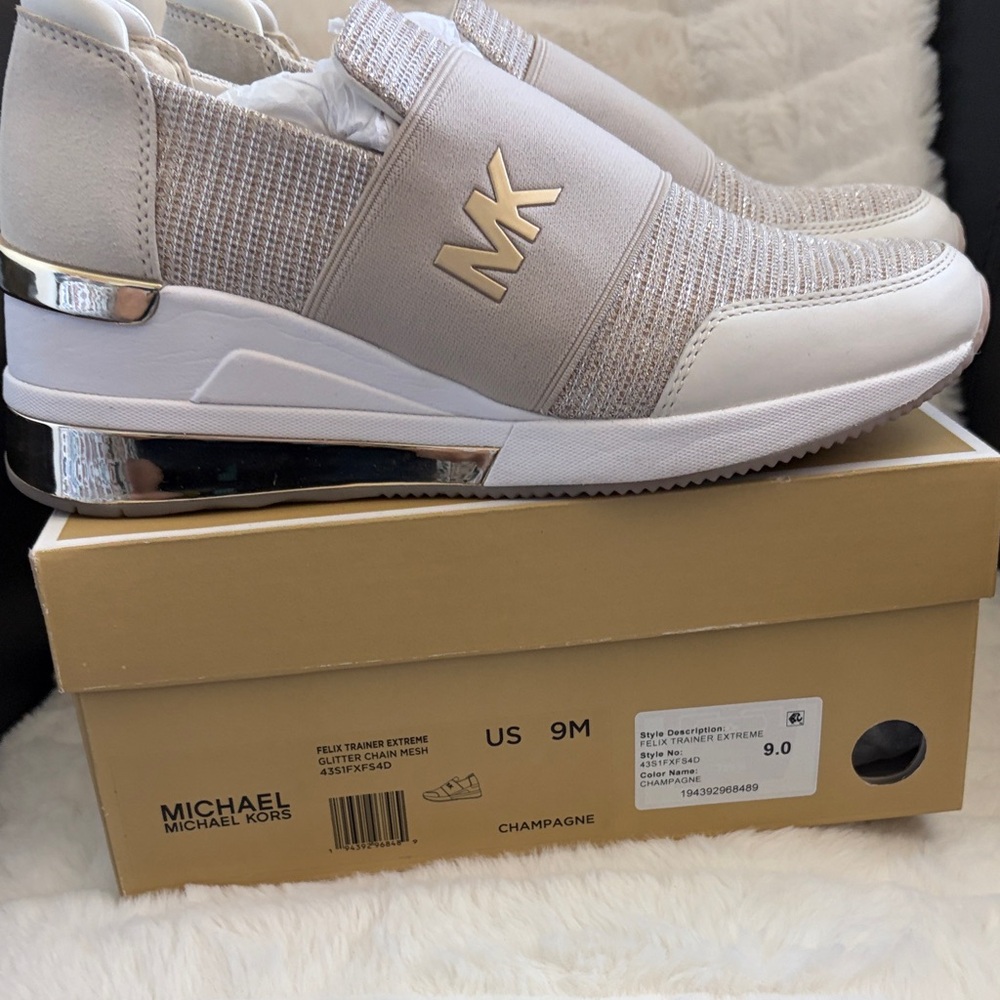 Michael Kors women Felix trainer extreme Champagne Slip-On Sneakers